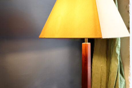 dealeuse-boutique-decoration-paris-vintage-lampe-luminaire-lampadaire-bois