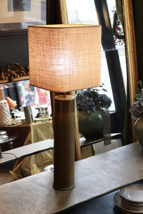dealeuse-boutique-decoration-vintage-ancien-paris-luminaire-luminaires-lampe-douille-obus-laiton
