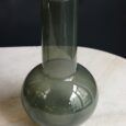 Vase en verre, couleur vert kaki