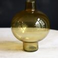 Vase en verre, ambre clair