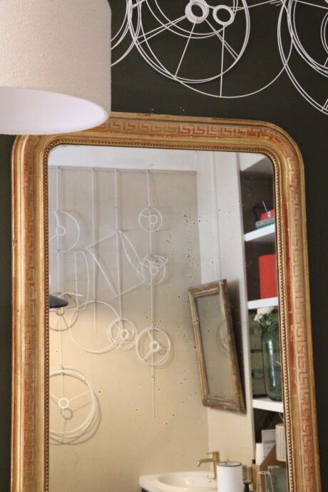 dealeuse-boutique-decoration-mobilier-vintage-paris-miroir-bois-louis-philippe