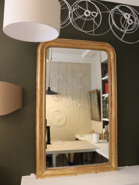 dealeuse-boutique-decoration-mobilier-vintage-paris-miroir-bois-louis-philippe