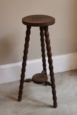 dealeuse-boutique-decoration-vintage-ancien-ancienne-paris-colonne-bois-sellette-piedestal-decorative-plante-oeuvre-table-appoint