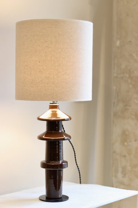 dealeuse-boutique-decoration-vintage-lampe-luminaire-ancien-isolateur-electrique-creation-abat-jour-sur-mesure