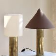 Lampe douille d’obus, abat-jour sur mesure