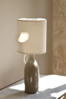 dealeuse-boutique-decoration-vintage-lampe-luminaire-ceramique-emaillee-ancien-creation-abat-jour-sur-mesure
