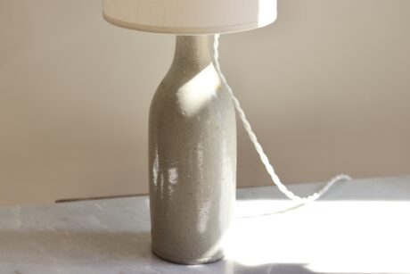 dealeuse-boutique-decoration-vintage-lampe-luminaire-ceramique-emaillee-ancien-creation-abat-jour-sur-mesure