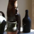 Ensemble de pots et pichets anciens