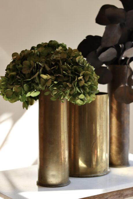 dealeuse-boutique-decoration-mobilier-vintage-paris-douille-obus-laiton-vase