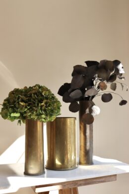 dealeuse-boutique-decoration-mobilier-vintage-paris-douille-obus-laiton-vase