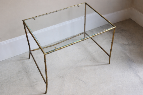 dealeuse-boutique-decoration-vintage-table-appoint-bout-de-canape-maison-baguès-bagues-ancien-paris-gueridon-laiton-bronze-bambou