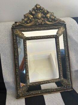dealeuse-boutique-decoration-mobilier-vintage-paris-miroir-parecloses