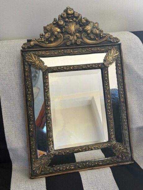 dealeuse-boutique-decoration-mobilier-vintage-paris-miroir-parecloses